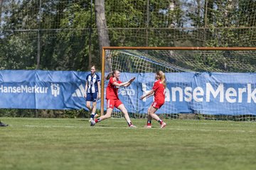Bild 251 - wBJ Hamburger SV - Hertha BSC : Ergebnis: 5:2